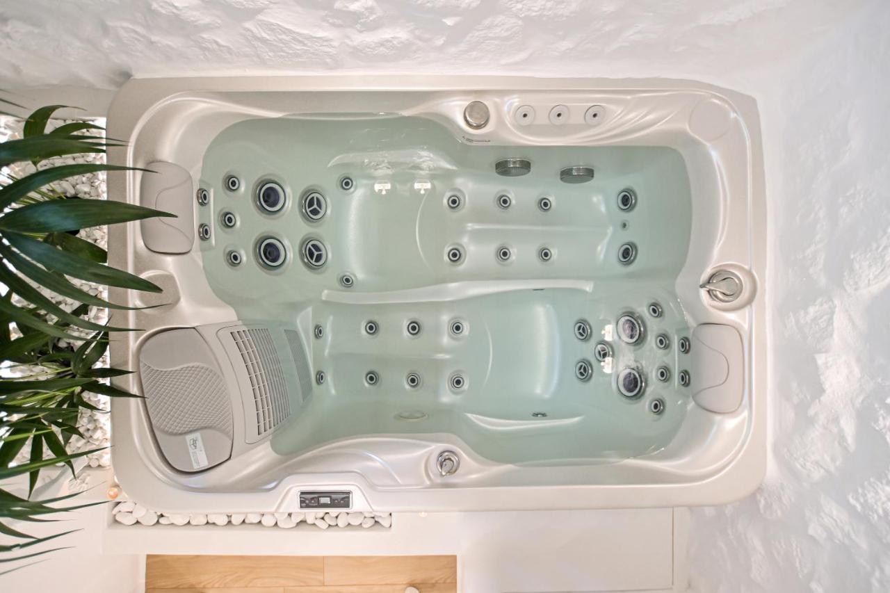 Mythos Luxury Suite Naxos City المظهر الخارجي الصورة